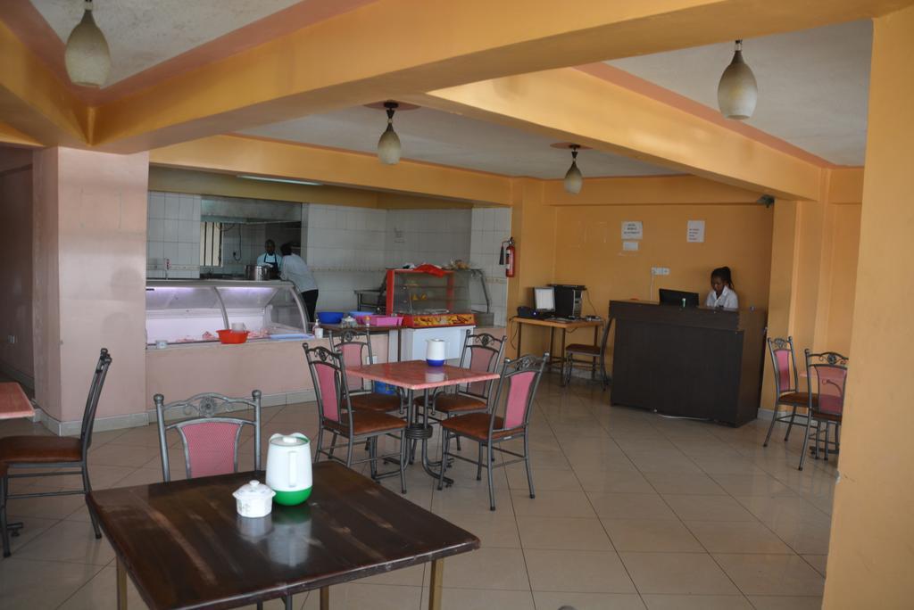 Starehe Link Hotel Nairobi Exteriér fotografie